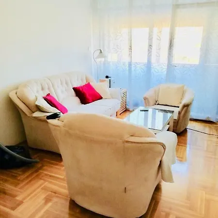 Delta City Appartement *
